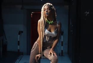 LA MUÑECA / AREOLA GRANDE